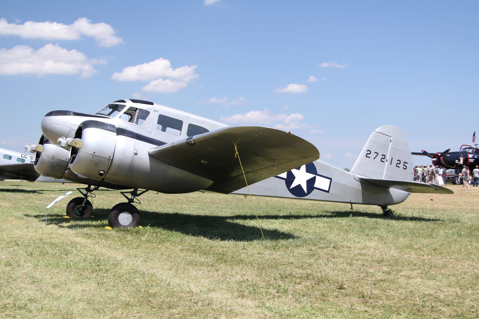 Cessna_UC-78C_Bobcat_(N88878).jpg