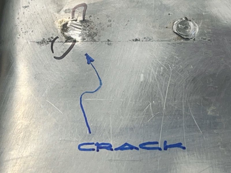 N76415 tank spot weld crack 3, 1024.jpg