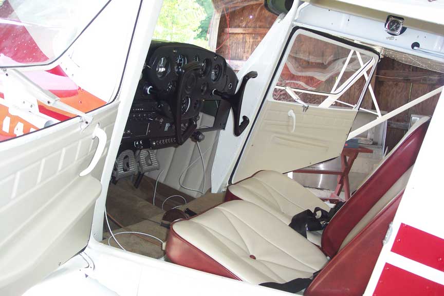 C150 Pilot Seat Photo #1.jpg